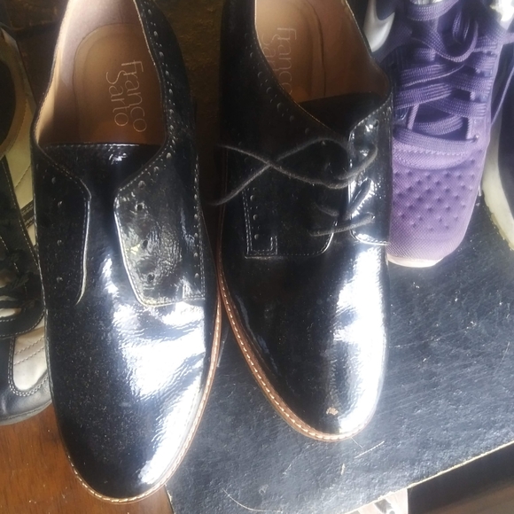 Shoes - Picture 3 of 4